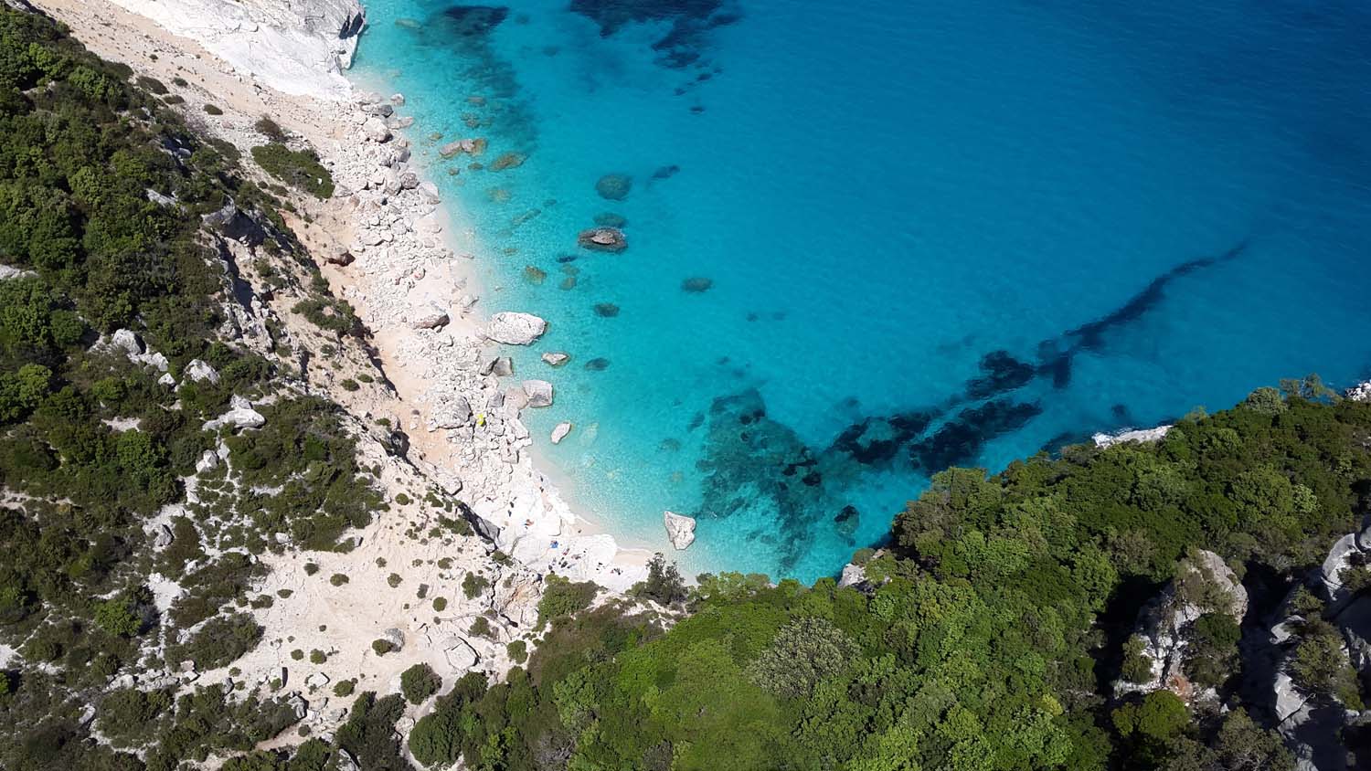 Foto aerea scogliera Sardegna - Italia
